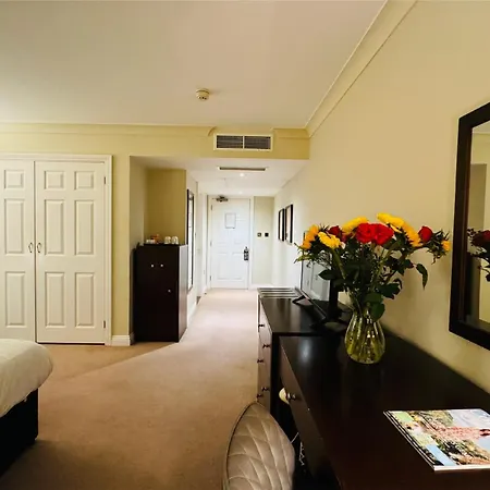 Hustyns Hotel 4*