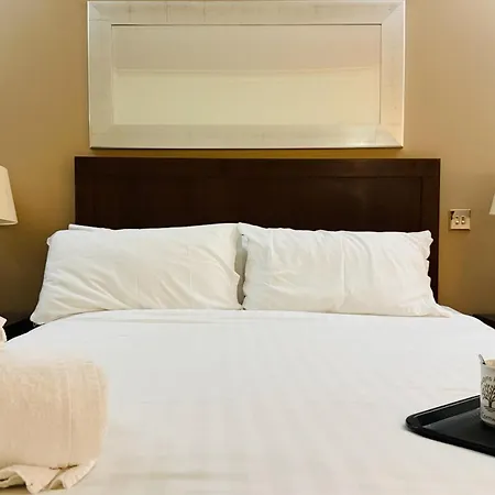 Hustyns Hotel 4*
